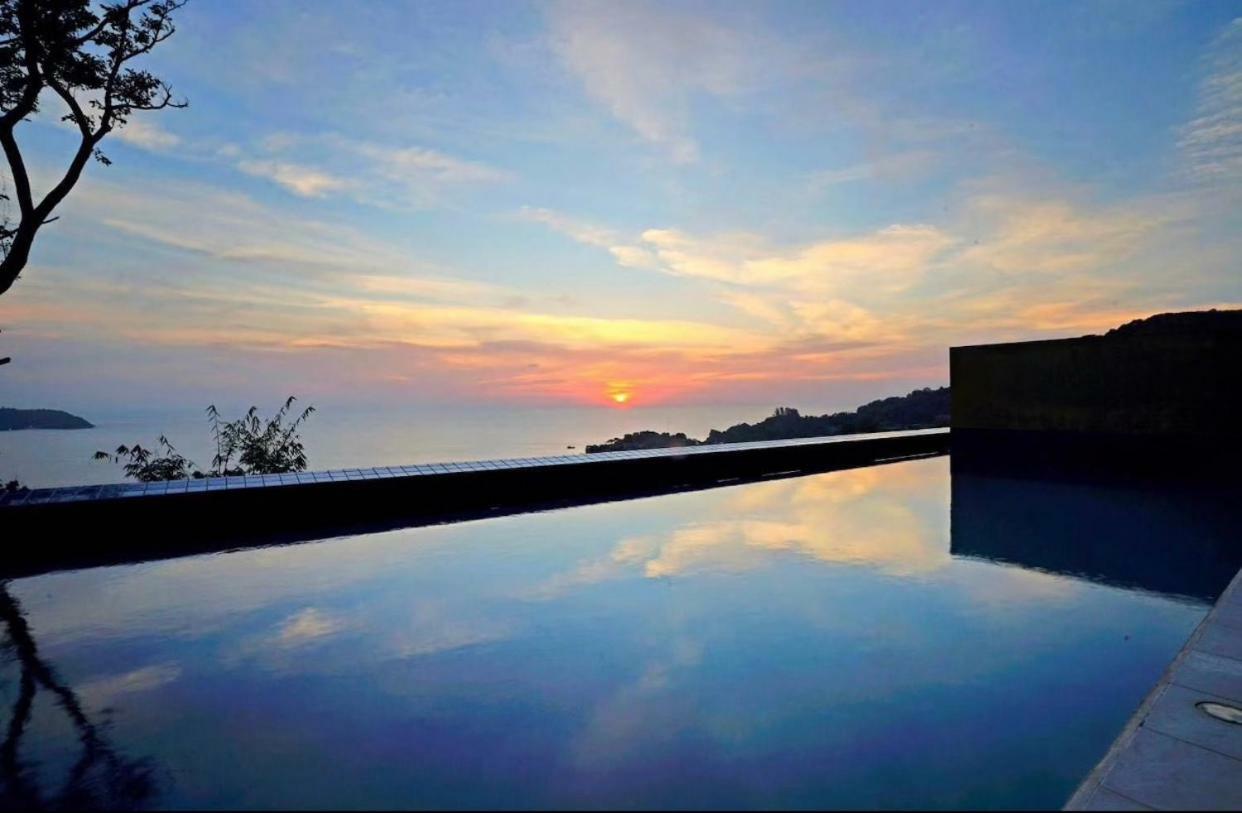 Grand Bleu Ocean View Pool Suite Kamala Beach Exterior photo