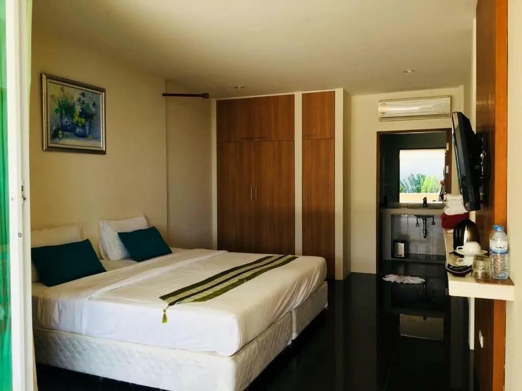 Grand Bleu Ocean View Pool Suite Kamala Beach Exterior photo